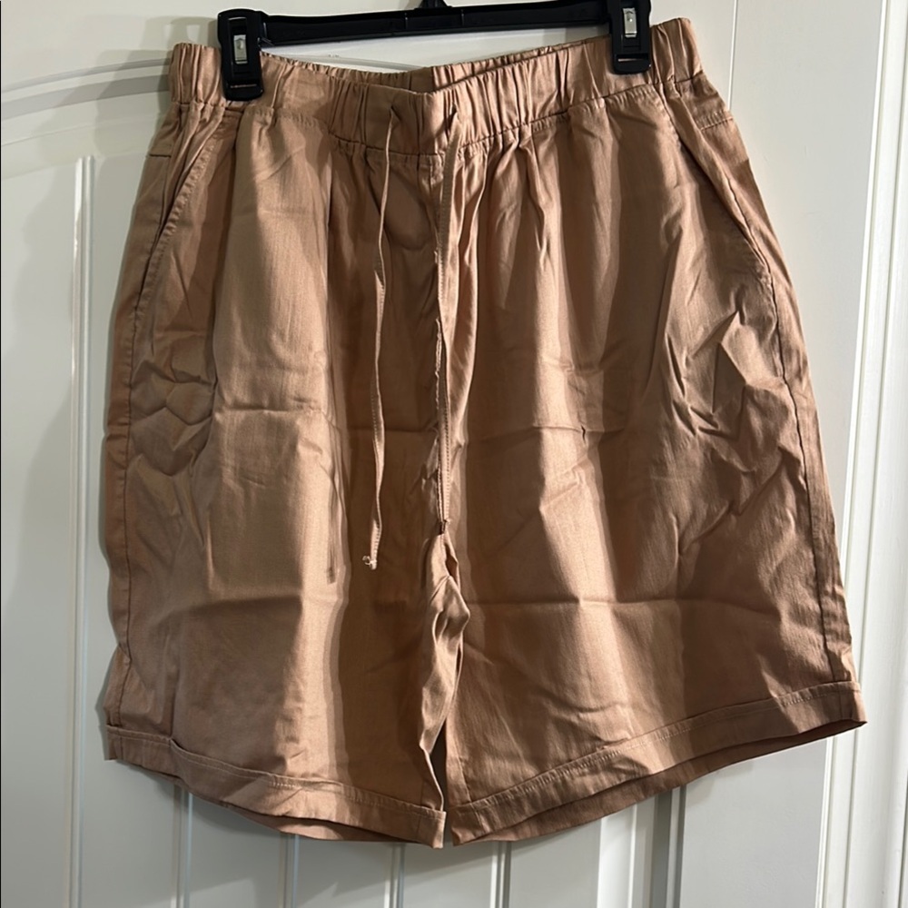 Women’s Tan Casual Shorts